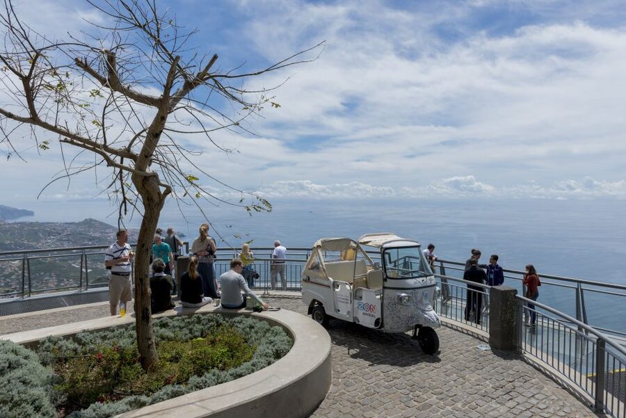 Madeira: Private Guided Cabo Girão Tour - Key points at a glance