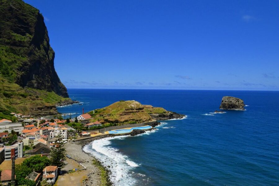 Madeira : Santana & Peaks full day tour by Open 4x4 - Pickup costs and group choices