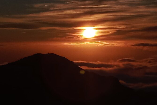 Madeira Sunset in Pico do Arieiro and Optional Stairway to Heaven - What the $54.31 price really covers