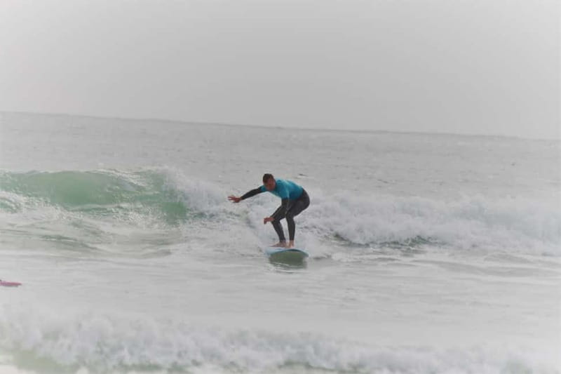 Matosinhos: Surfing Lesson with Equipment - The first 20 minutes: briefing and beach practice