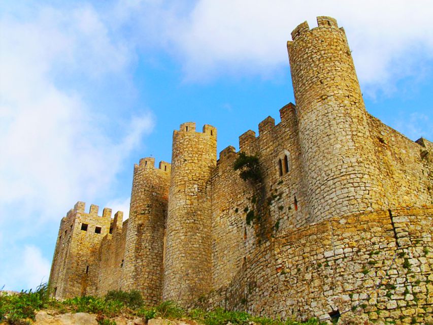 Óbidos, Nazaré & Alcobaça: Private Trip by Car - Alcobaça Monastery and Portugal’s royal love story