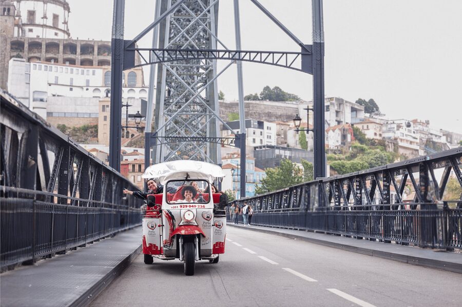 Oporto Tuk-Tuk Tour: Fast, Fun & Flexible – 1H to Full Day! - Clérigos, Batalha, and the city center