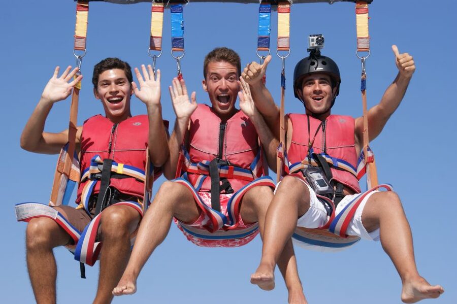 Parasailing Vilamoura - Timing, delays, and the best slot