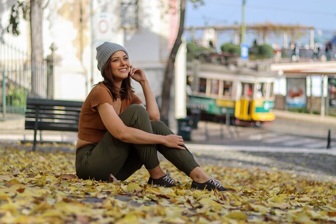 Photoshoot with a Local Professional Photographer in Lisbon - Key points to know before booking