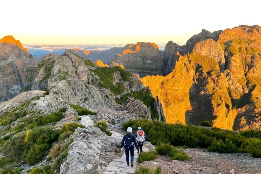 Pico Do Arieiro Pico Ruivo Sunrise or Morning Hike Transfers - Key points to know before you go
