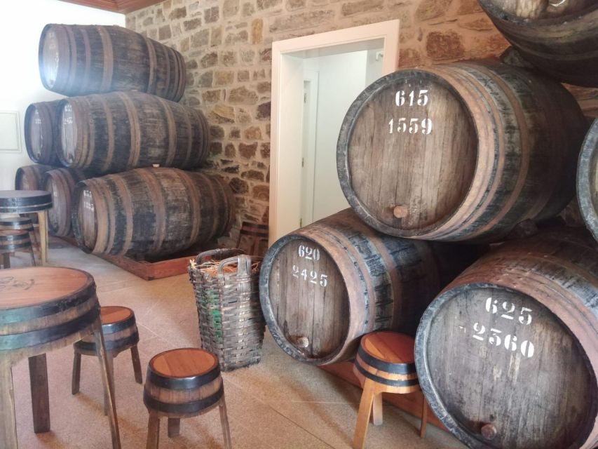 Pinhão: Douro Valley with Wine Tasting, Boat Trip and Lunch - The second quinta and the Port connection