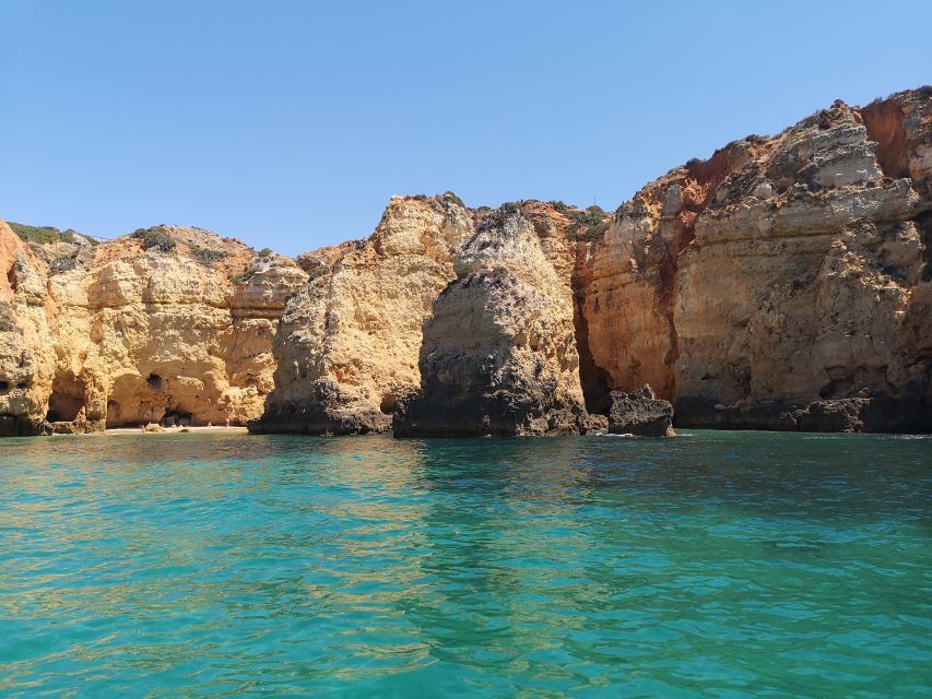 Ponta da Piedade: Half-Day Cruise with Lunch from Lagos - Lunch with a view of the water