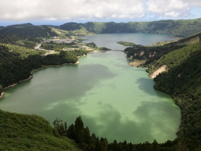 Ponta Delgada: Full-Day Sete Cidades 4X4 Tour with Lunch - Is the $106 price good value?