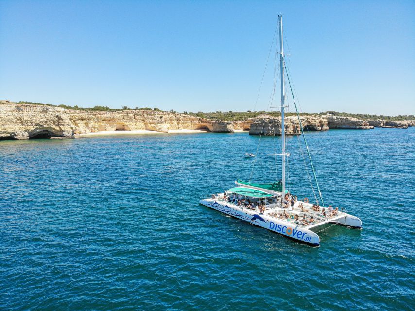 Portimao: Benagil Caves & Coastline Cruise - Commentary, Music, and the Feel of the Cruise