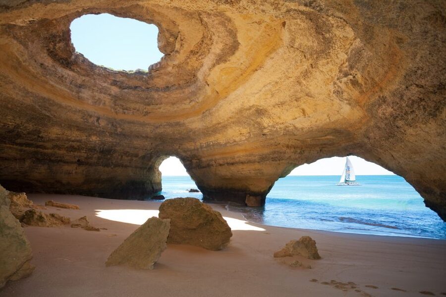 Portimao: Benagil Caves & Coastline Cruise - Praia da Rocha, Carvoeiro, and Praia da Marinha