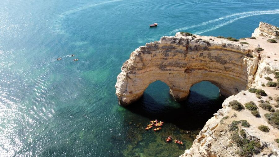 Portimão: Benagil Caves Speedboat and Kayak Guided Tour - Praia da Marinha Adds a Second View