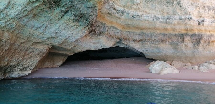 Portimão: Benagil Sea Caves Speedboat Adventure Tour - Why this Portimão boat trip works so well