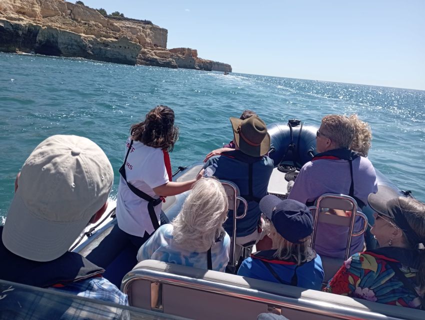 Portimao: Boat trip to the Benagil Cave - Why Benagil works best from a small boat