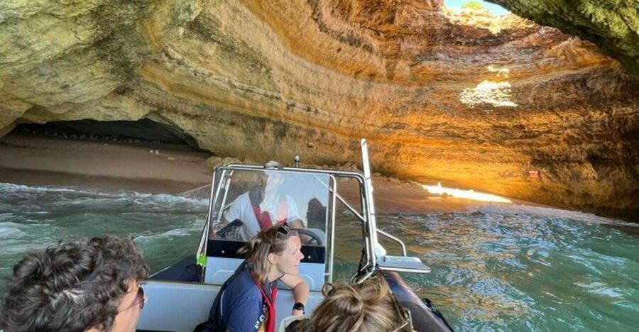 Portimao: Boat trip to the Benagil Cave - Leaving Portimão Naval Club