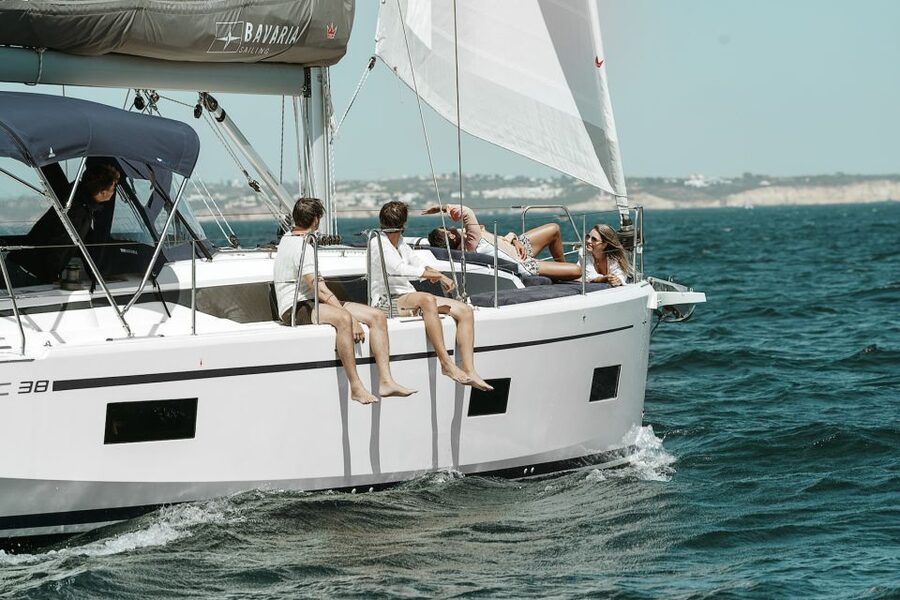 Portimao: Luxury Sail-Yacht Cruise with Sunset Option - Who Will Enjoy This Cruise Most