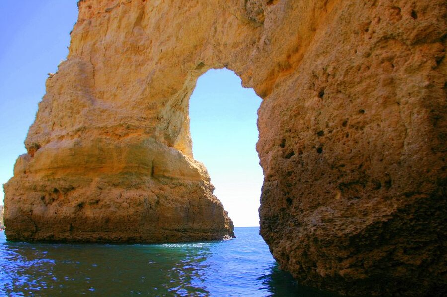 Portimão: Pirate Ship Cave Cruise - Alfanzina Lighthouse and the transfer to the wooden dinghy