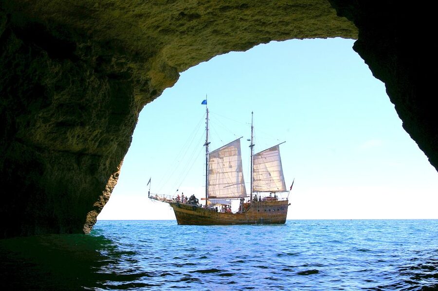 Portimão: Pirate Ship Cave Cruise - Leaving Portimão for Ferragudo and the open coast