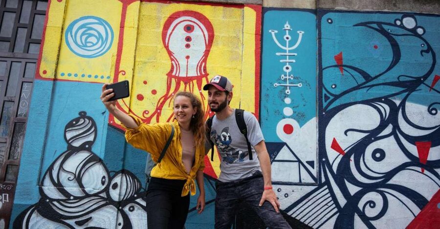 Porto: 2.5-Hour Private City Tour Off the Beaten Track - Mercado Ferreira Borges and Porto’s working character