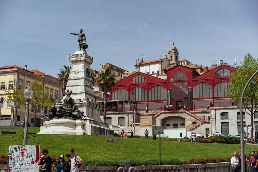 Porto: 2.5-Hour Private City Tour Off the Beaten Track - Personal stories make the private format worthwhile