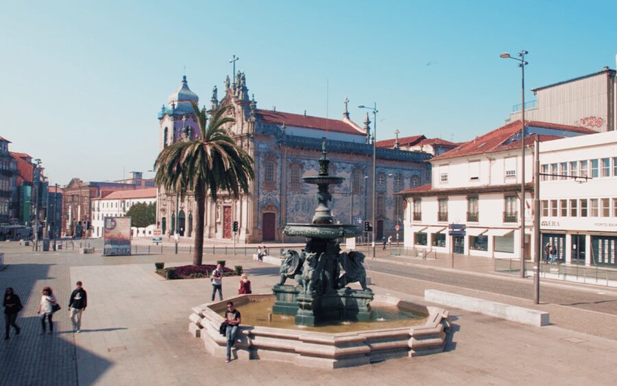 Porto: 5D Flight over de City for all family. - Why the central Rua Sá da Bandeira address helps