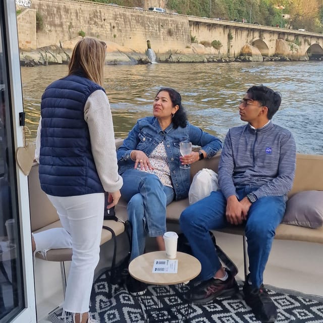 Porto: 6 Bridges Cruise & Port Wine with Sunset Option - Should you book it?