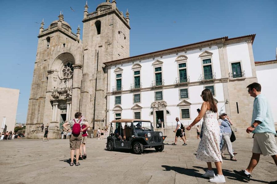 Porto and Foz: Private Douro City Tour in an Electric Ford T - Key points to know before booking