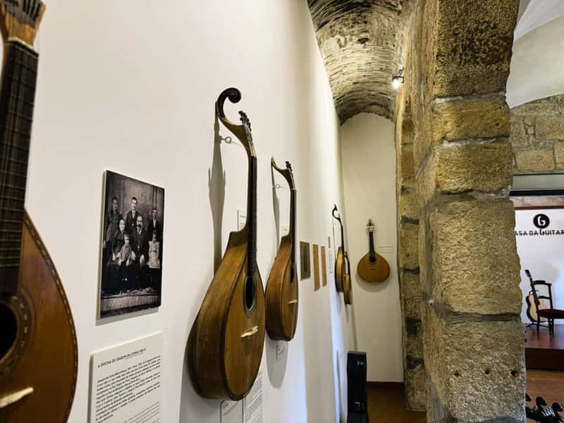 Porto: Authentic Fado Show, Port Wine & Handmade Instruments - How the location works with a Porto itinerary