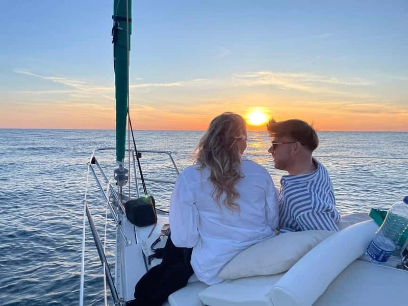 Porto: Best Charming Sailboat Cruise Sunset - Why the Douro looks better from a sailboat