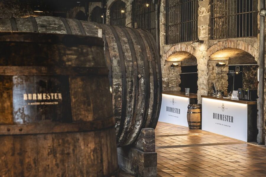 Porto: Burmester Cellar Tour with Tasting & Pairing Options - Should you book Burmester Cellars?