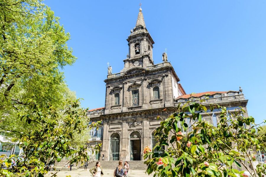 Porto Card Walker (1, 2, 3 or 4 Days) - Douro cruises, buses, and other larger discounts