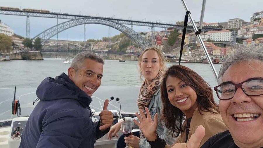 Porto: City Views or Sunset Tour with Drinks - Key details before you book