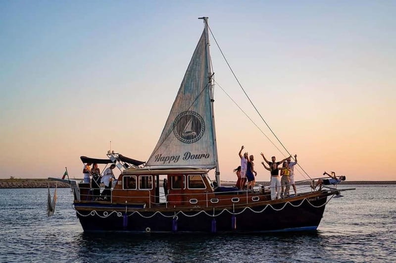 Porto: Classic Sailboat Cruise Along the Douro River - Marina da Afurada: a quieter place to start