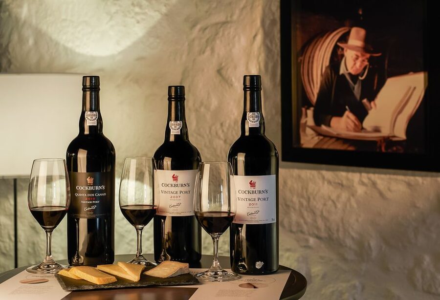 Porto: Cockburn’s Port Lodge Tour and Tasting - The museum explains 200 years of Cockburn’s Port
