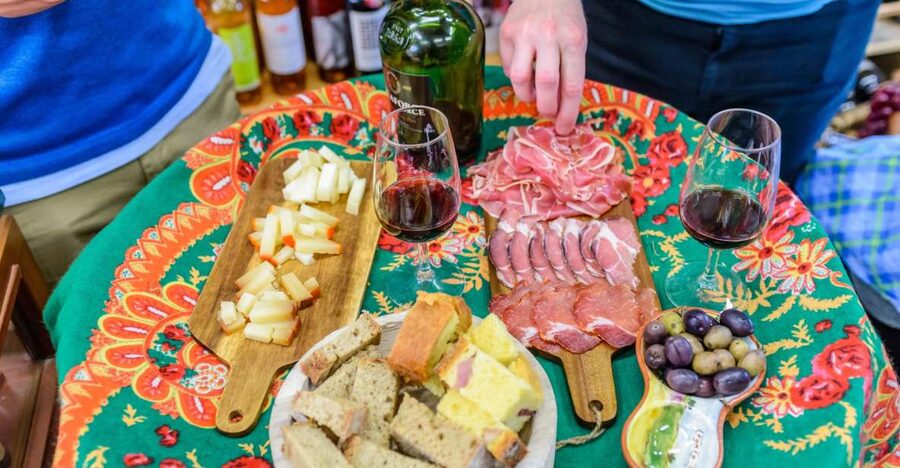Porto: Delicious Food and Wine Walking Tour - Who will enjoy this Porto food walk?