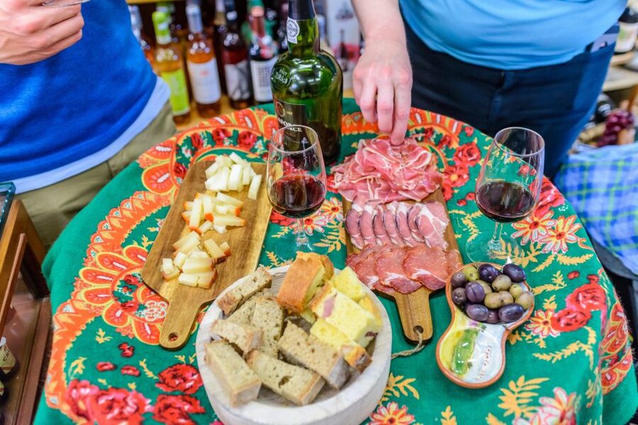 Porto: Delicious Food and Wine Walking Tour - Dietary limits deserve careful attention