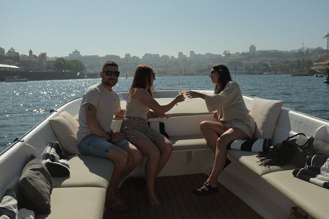 Porto: Douro River Boat Cruise with Port Wine and Snacks - Why the Douro is the right place to see Porto