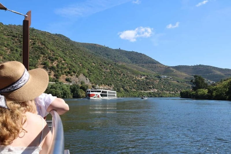 Porto: Douro Valley, 2 Wineries, Lunch, and 1-Hour Boat Tour - Why this Douro Valley day works so well