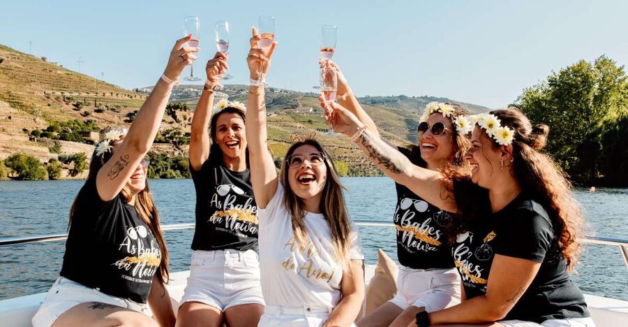 Porto: Douro Valley Full-Day Boat, Train, and Lunch Tour - Why the Douro works so well as a day trip from Porto