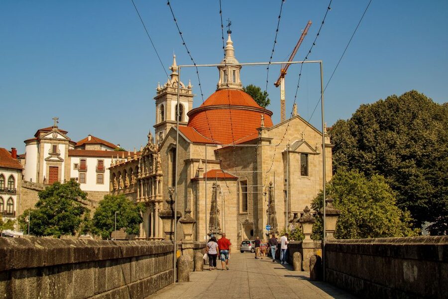 Porto: Douro Valley History & Wine Tour with Cruise & Lunch - The return to Porto is part of the day