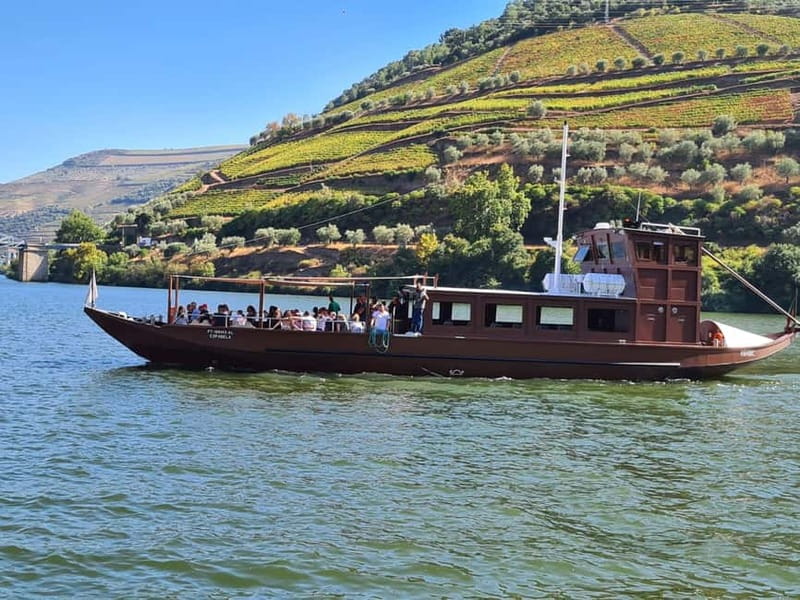 Porto: Douro Valley Tour at 2 Wineries with Lunch and Cruise - Who will get the most from this tour