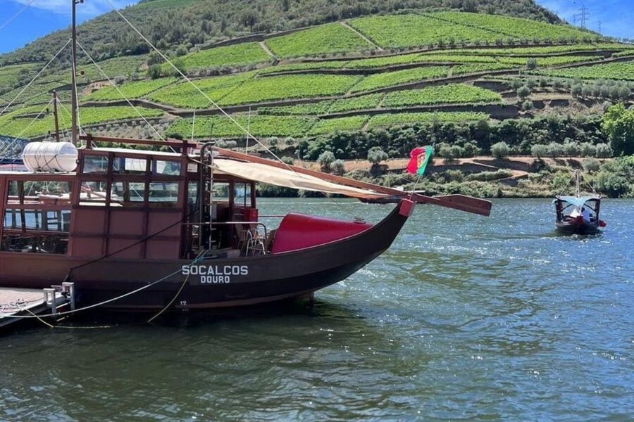 Porto: Douro Valley Tour w/ 3 Tastings, Lunch, & Opt. Cruise - Why the Douro works as a day trip from Porto