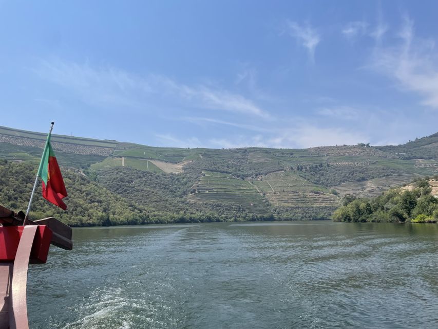 Porto: Douro Valley Tour w/ 3 Tastings, Lunch, & Opt. Cruise - First tastings: wine, almonds, bread, and honey