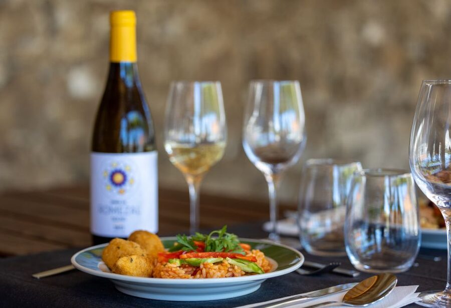Porto: Douro Valley Tour with Lunch, Boat Cruise & Tastings - The N222 is part of the attraction