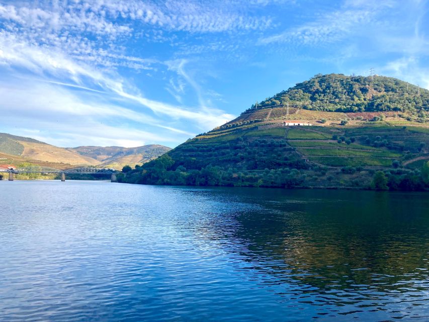 Porto: Douro Valley Wine Tour with Tastings, Boat, and Lunch - How much value do you get for $153?