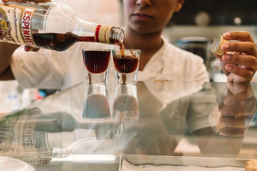 Porto: Evening Local Food Crawl with Drink Pairings - What the guides add to the meal