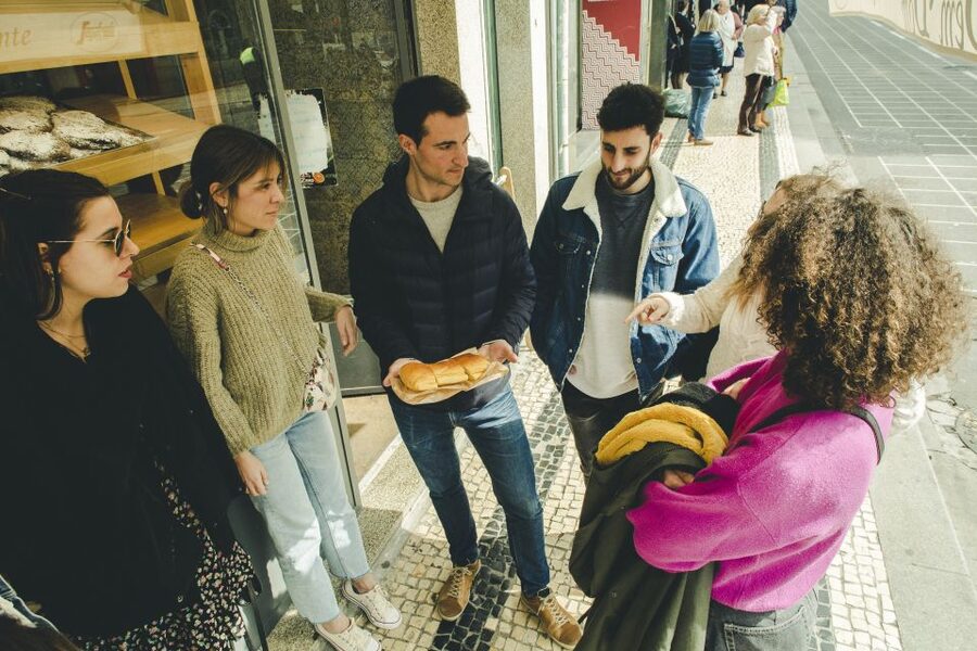 Porto: Evening Local Food Crawl with Drink Pairings - Why the small group matters