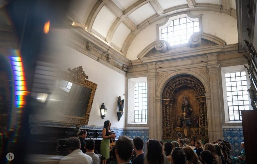 “Porto: Fado Show with Guided Tour in a Historic Monastery” - FAQ