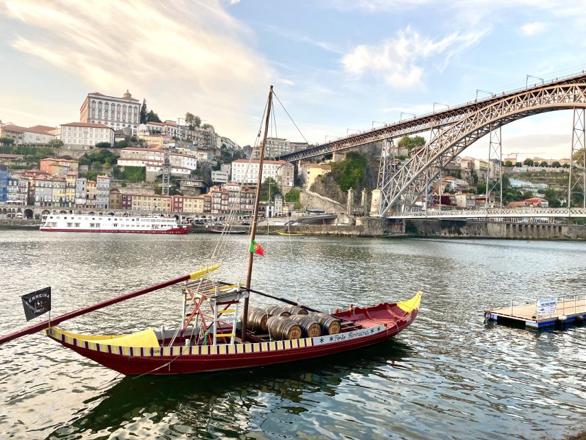 Porto: Highlights & hidden gems Walk - max 10 - Price, timing, and what you receive