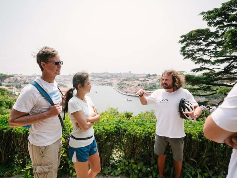 Porto: Highlights in 3 Hours E-Bike Tour - Key points at a glance