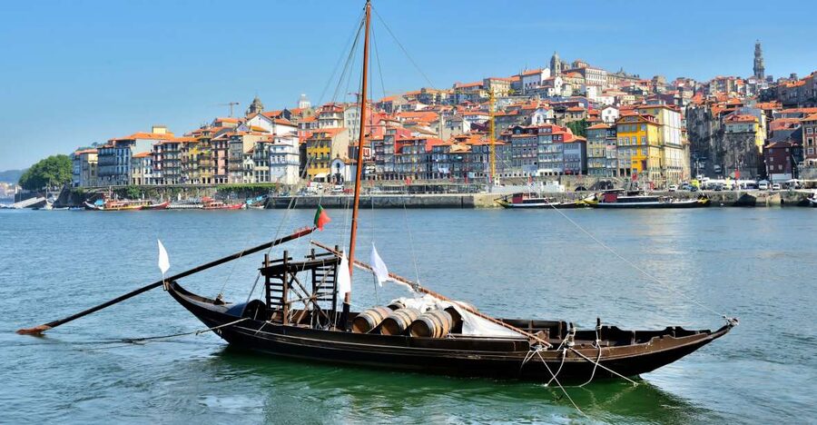 Porto: Historic City Center Walking Tour - Aliados Avenue and Porto’s public face
